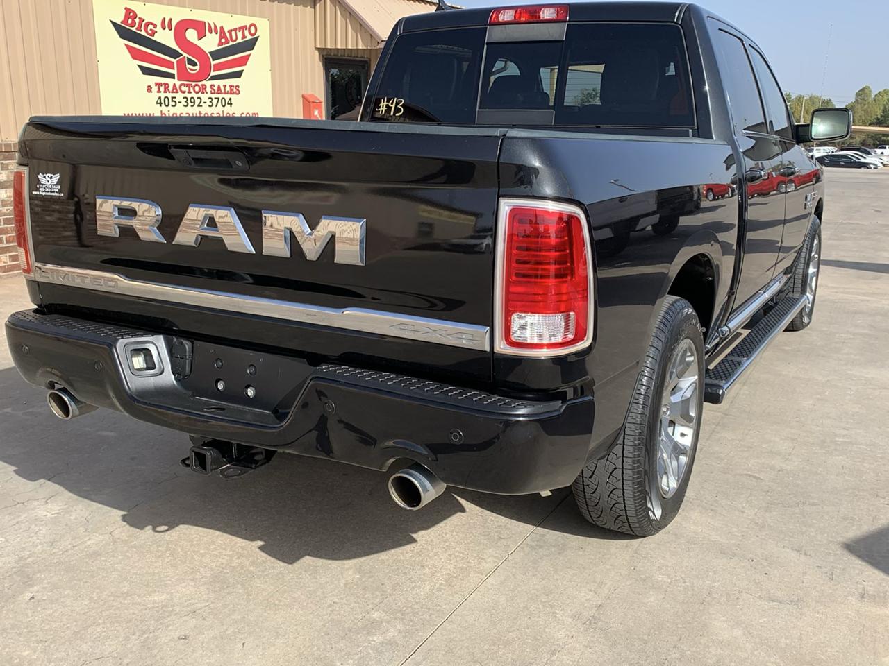 RAM 1500 Limited 4x4 Crew Cab 5'7" Box 2017