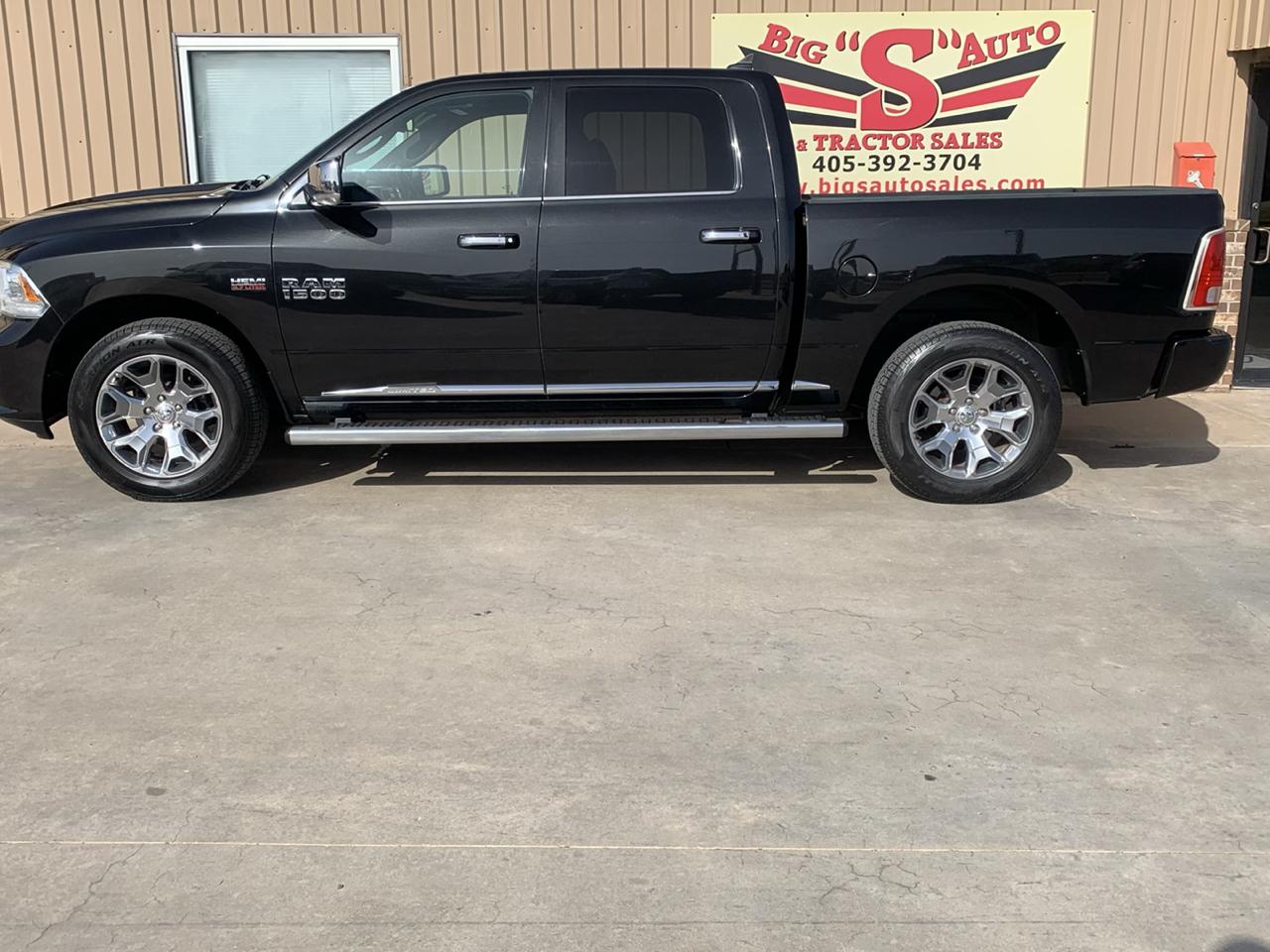RAM 1500 Limited 4x4 Crew Cab 5'7" Box 2017