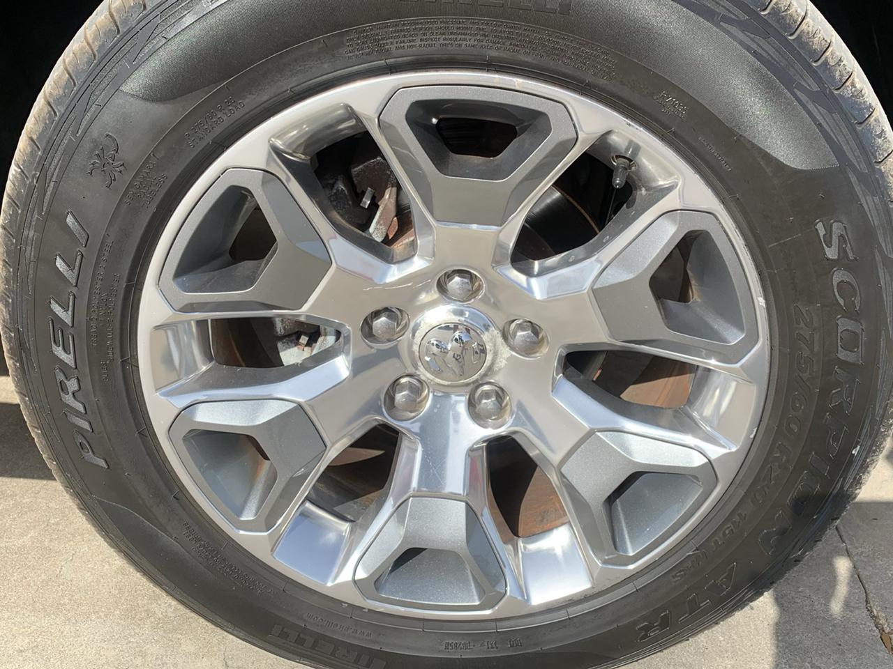 RAM 1500 Limited 4x4 Crew Cab 5'7" Box 2017