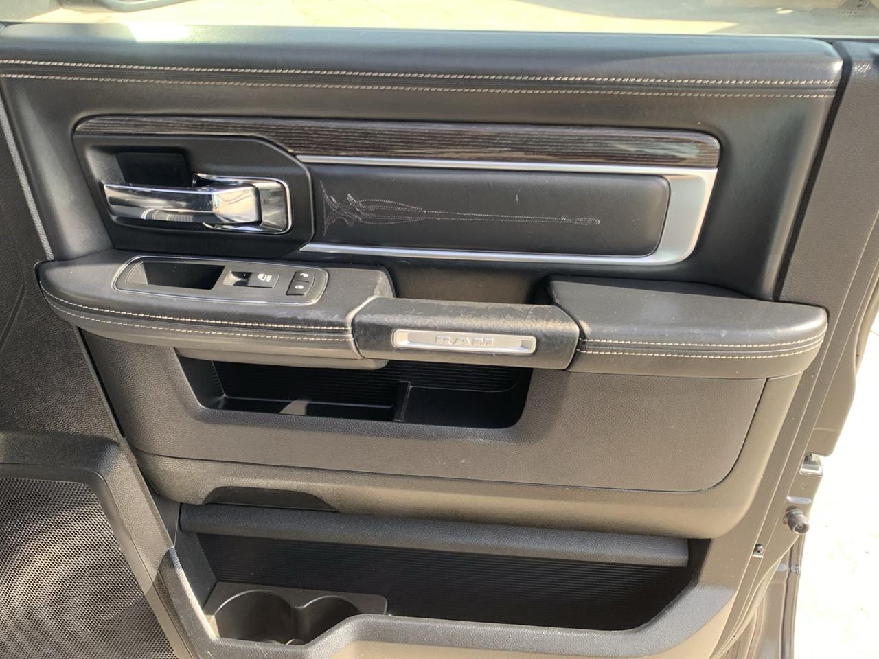 RAM 1500 Limited 4x4 Crew Cab 5'7" Box 2017