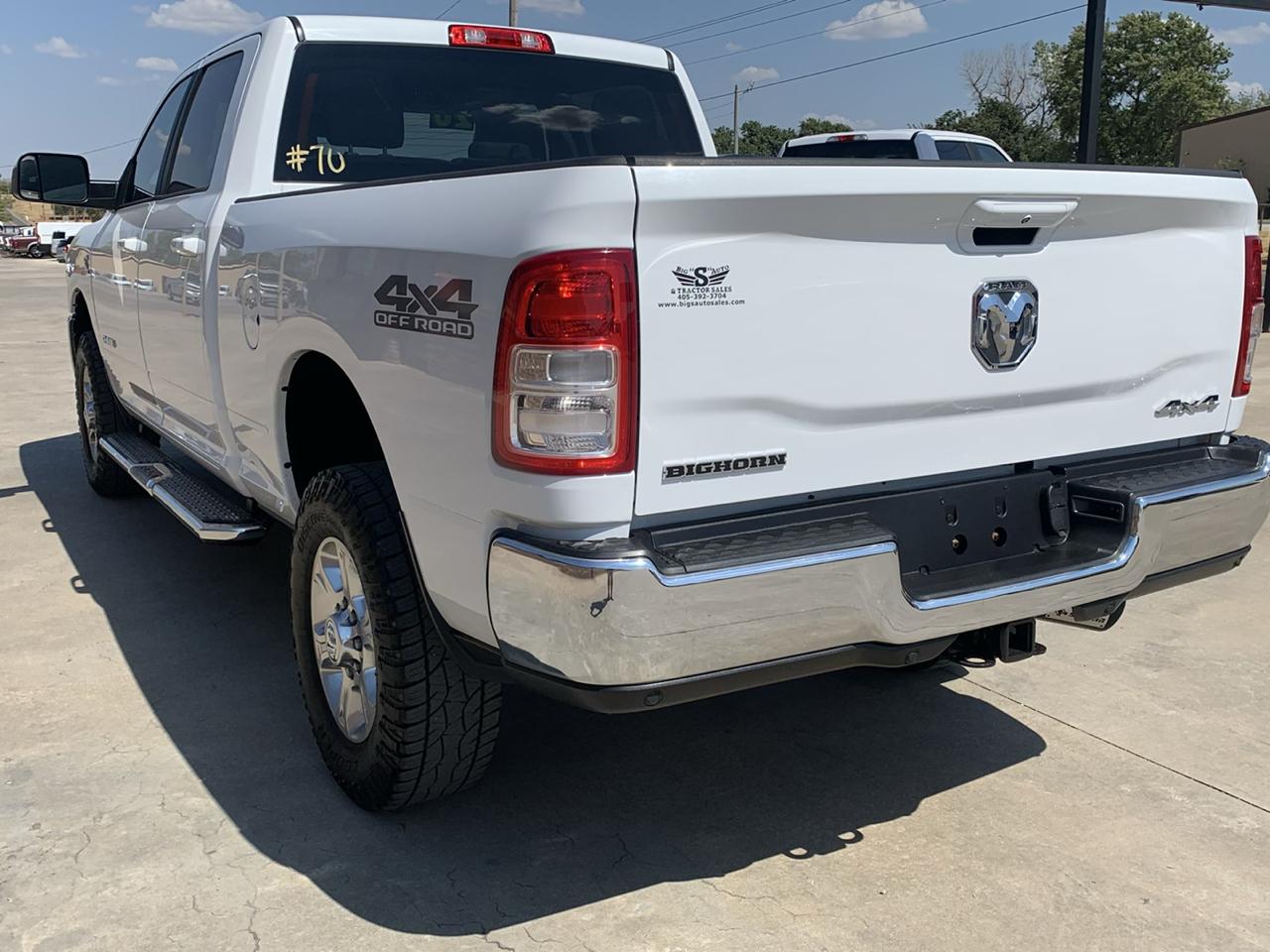 RAM 2500 Big Horn 4x4 Crew Cab 6'4" Box 2020