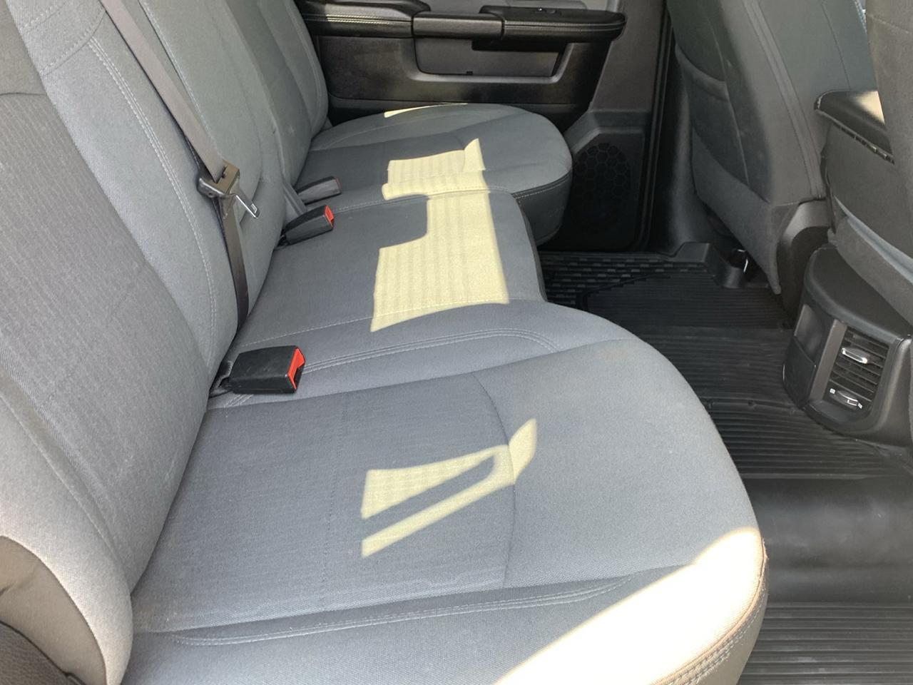 RAM 2500 Big Horn 4x4 Crew Cab 6'4" Box 2020