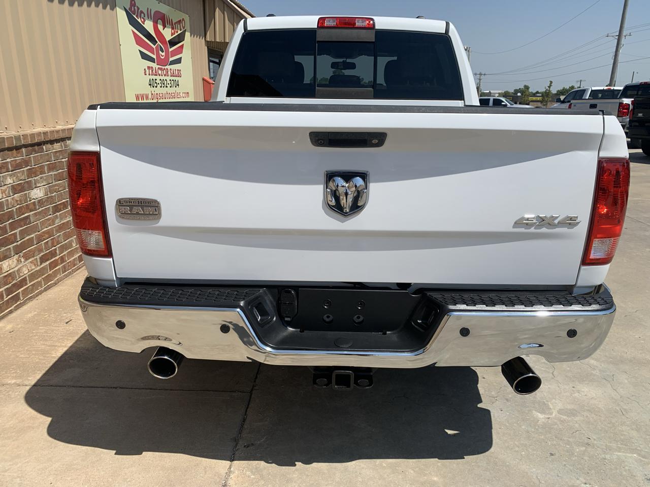 RAM 1500 4WD Crew Cab 140.5" Laramie Longhorn Edition 2011