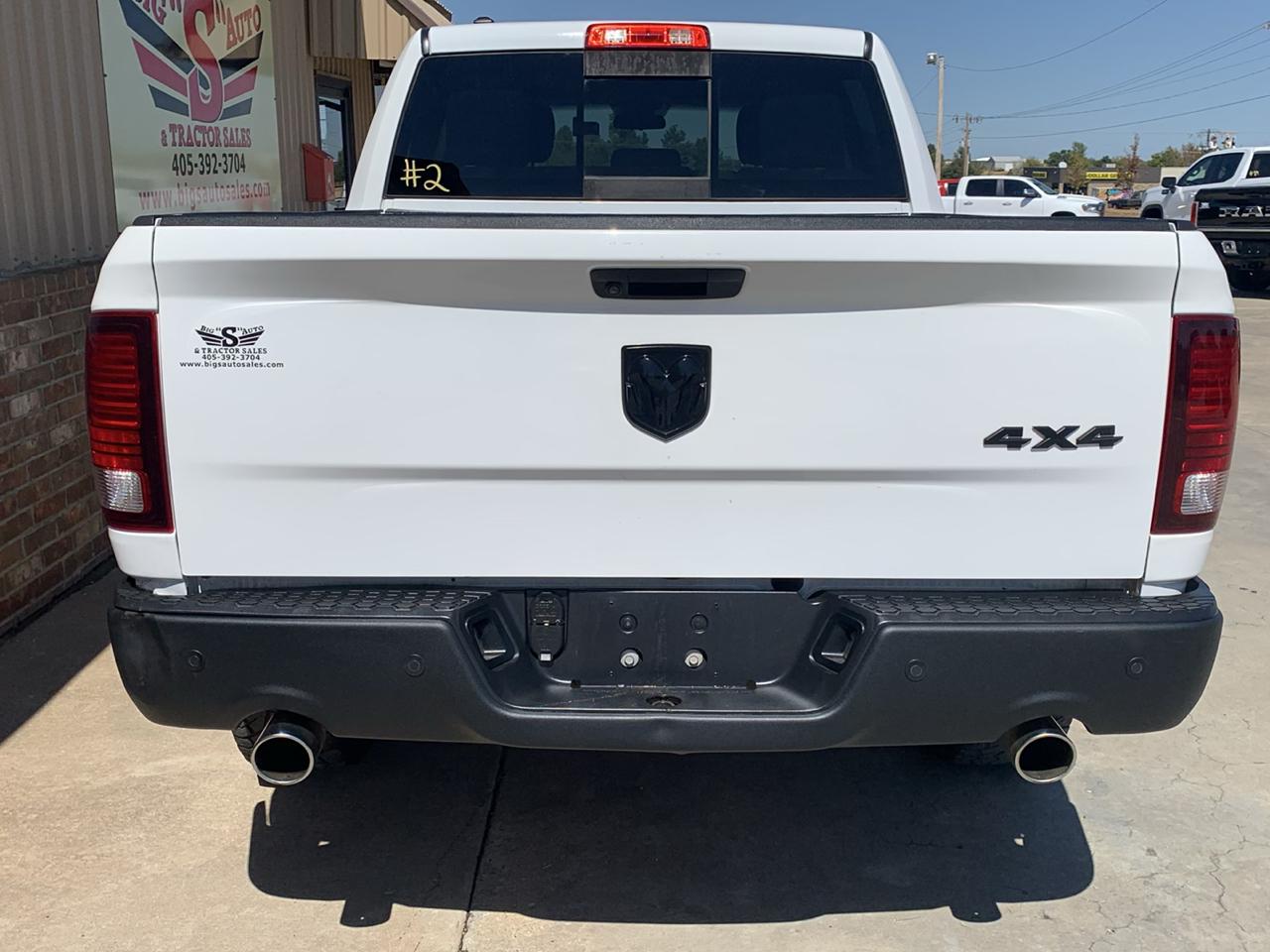 RAM 1500 Classic Warlock 4x4 Crew Cab 5'7" Box 2020