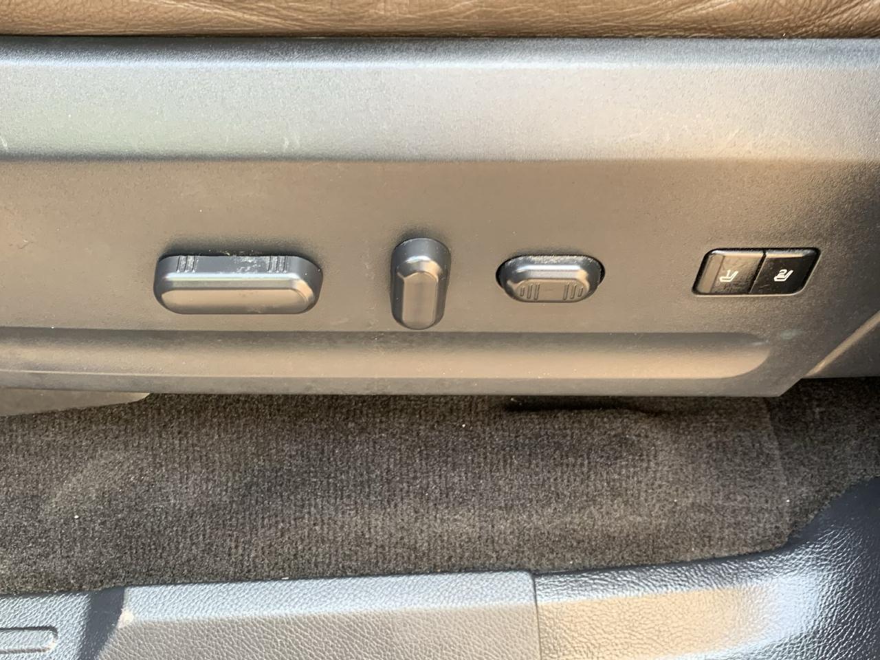 Ford Expedition 2WD 4dr King Ranch 2015