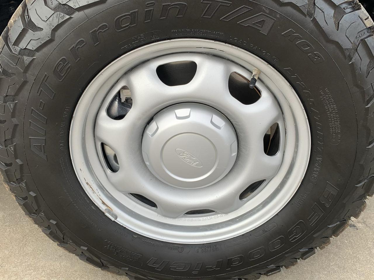 Ford F-150 4WD SuperCab 145" XL 2023