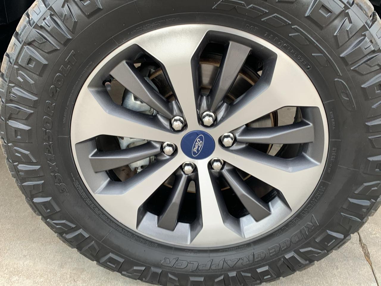 Ford F-150 4WD SuperCrew 145" STX 2020