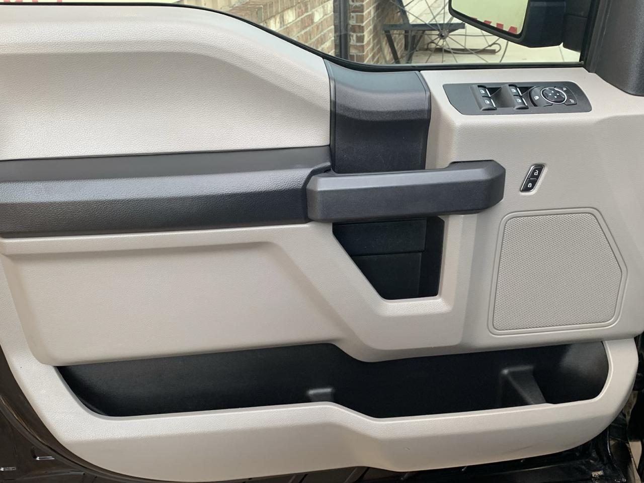 Ford F-150 4WD SuperCrew 145" STX 2020