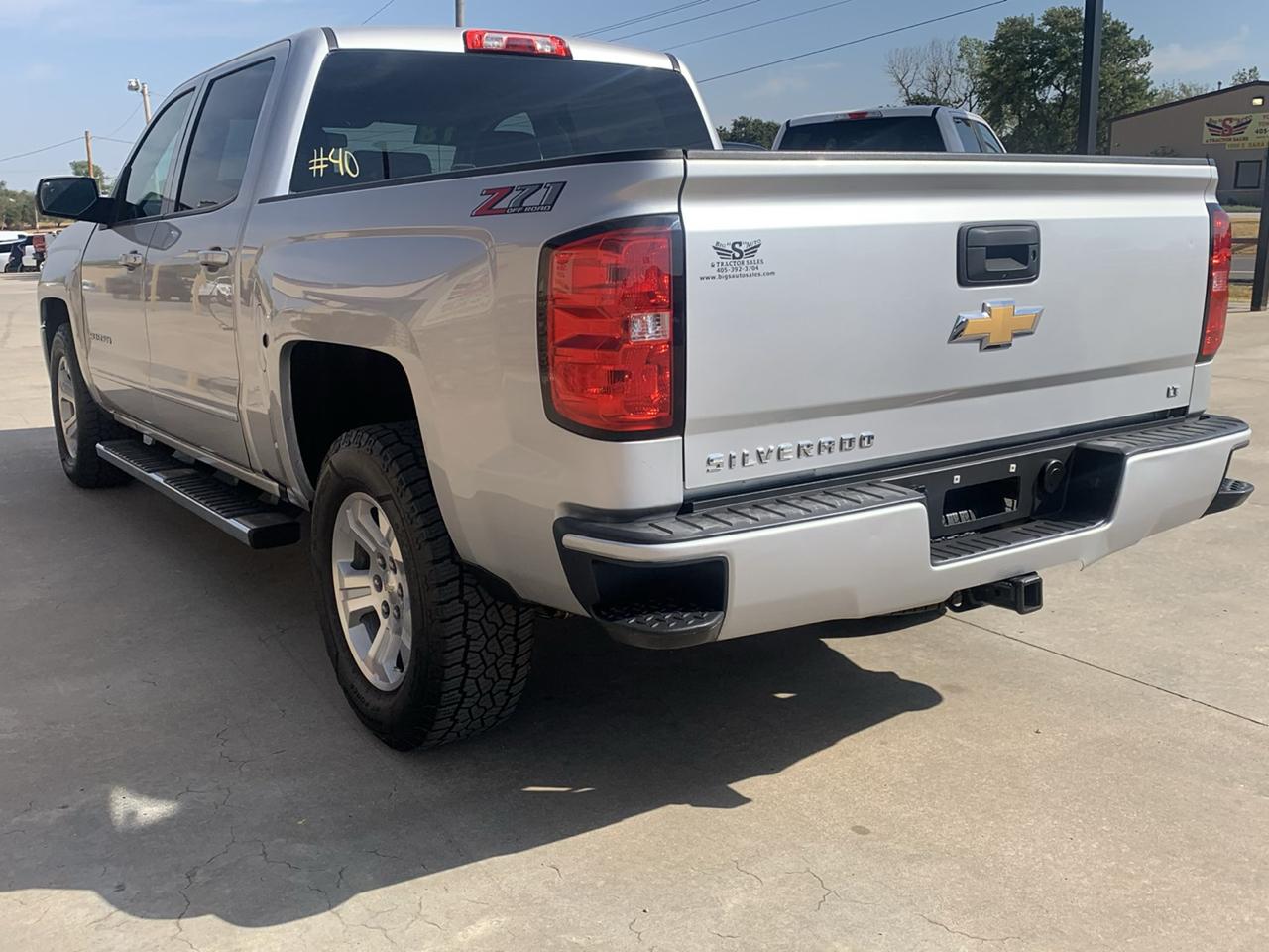 Chevrolet Silverado 1500 4WD Crew Cab 143.5" LT w/2LT 2018