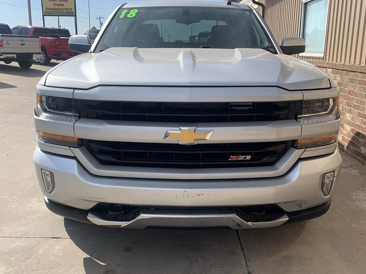 Chevrolet Silverado 1500 4WD Crew Cab 143.5" LT w/2LT 2018