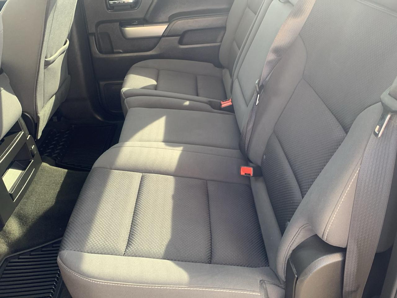 Chevrolet Silverado 1500 4WD Crew Cab 143.5" LT w/2LT 2018