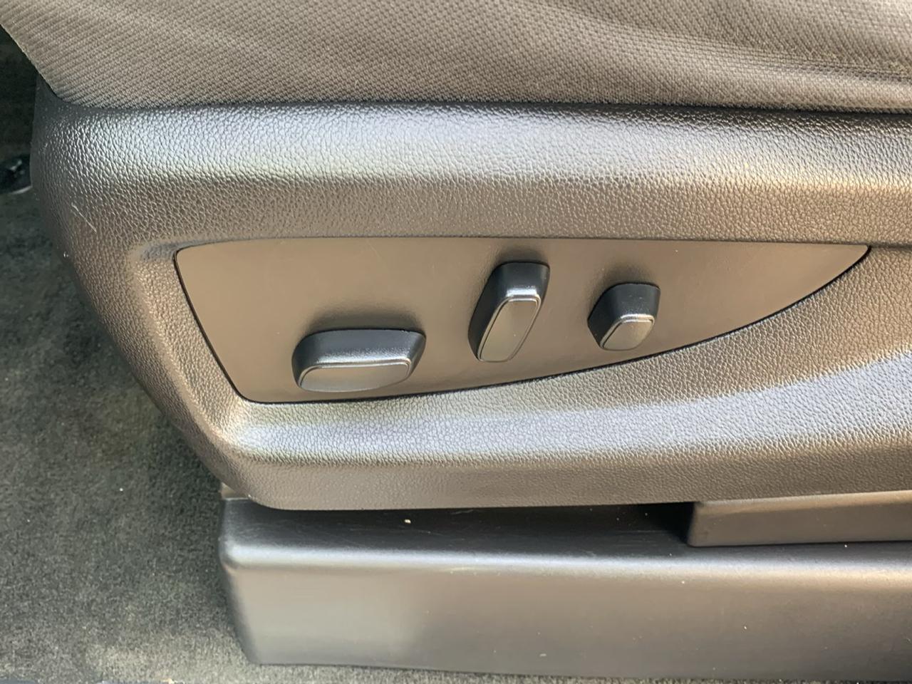 Chevrolet Silverado 1500 4WD Crew Cab 143.5" LT w/2LT 2018
