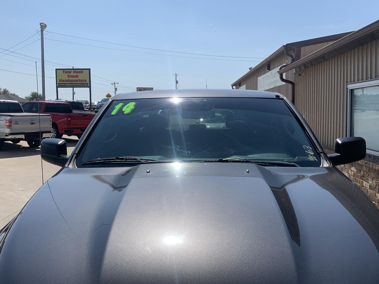 RAM 1500 4WD Crew Cab 140.5" Express 2014