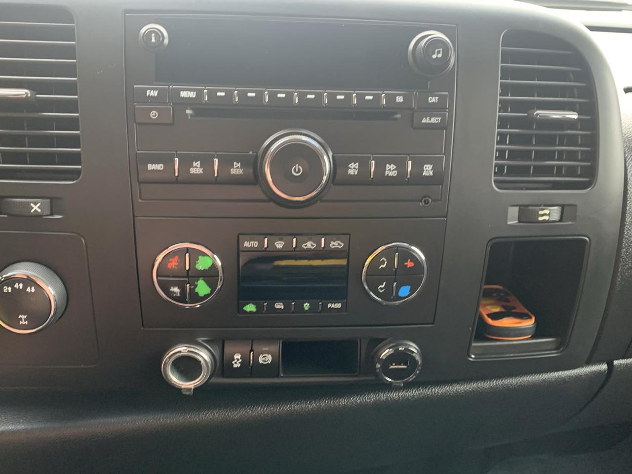 Chevrolet Silverado 2500HD 4WD Crew Cab 153.7" LT 2014