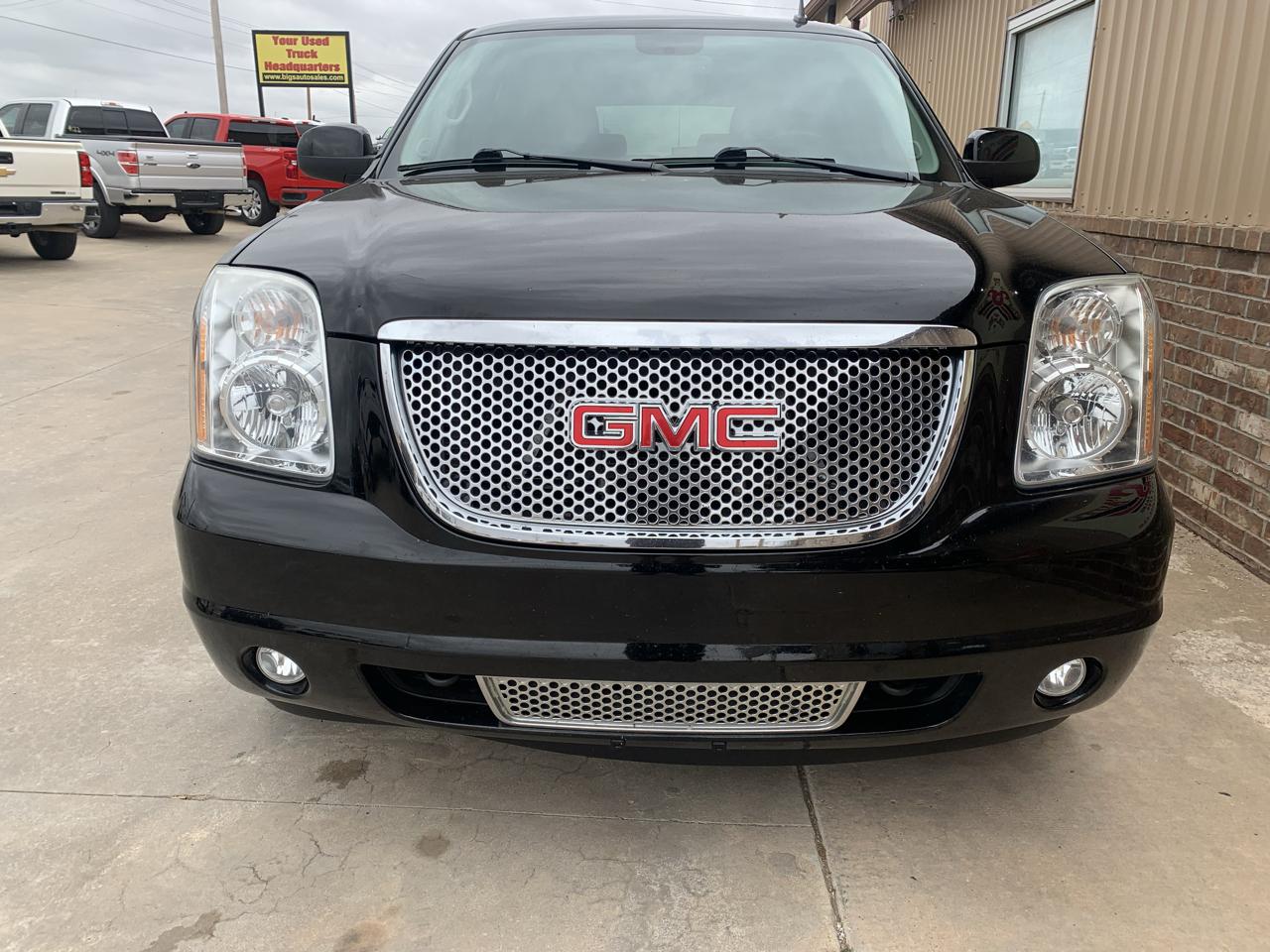 GMC Yukon AWD 4dr 1500 Denali 2013