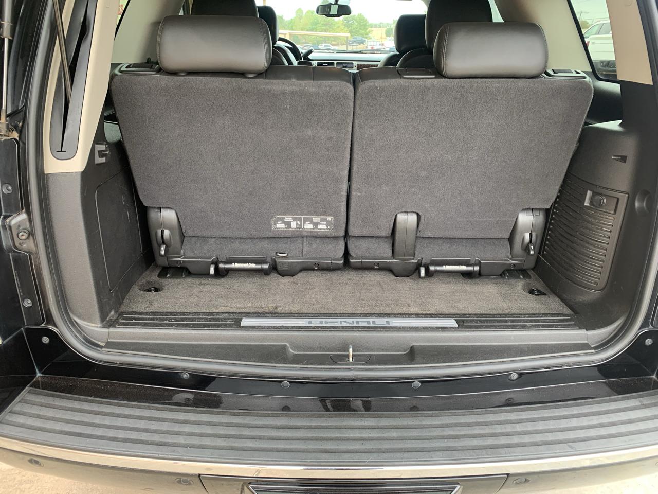 GMC Yukon AWD 4dr 1500 Denali 2013