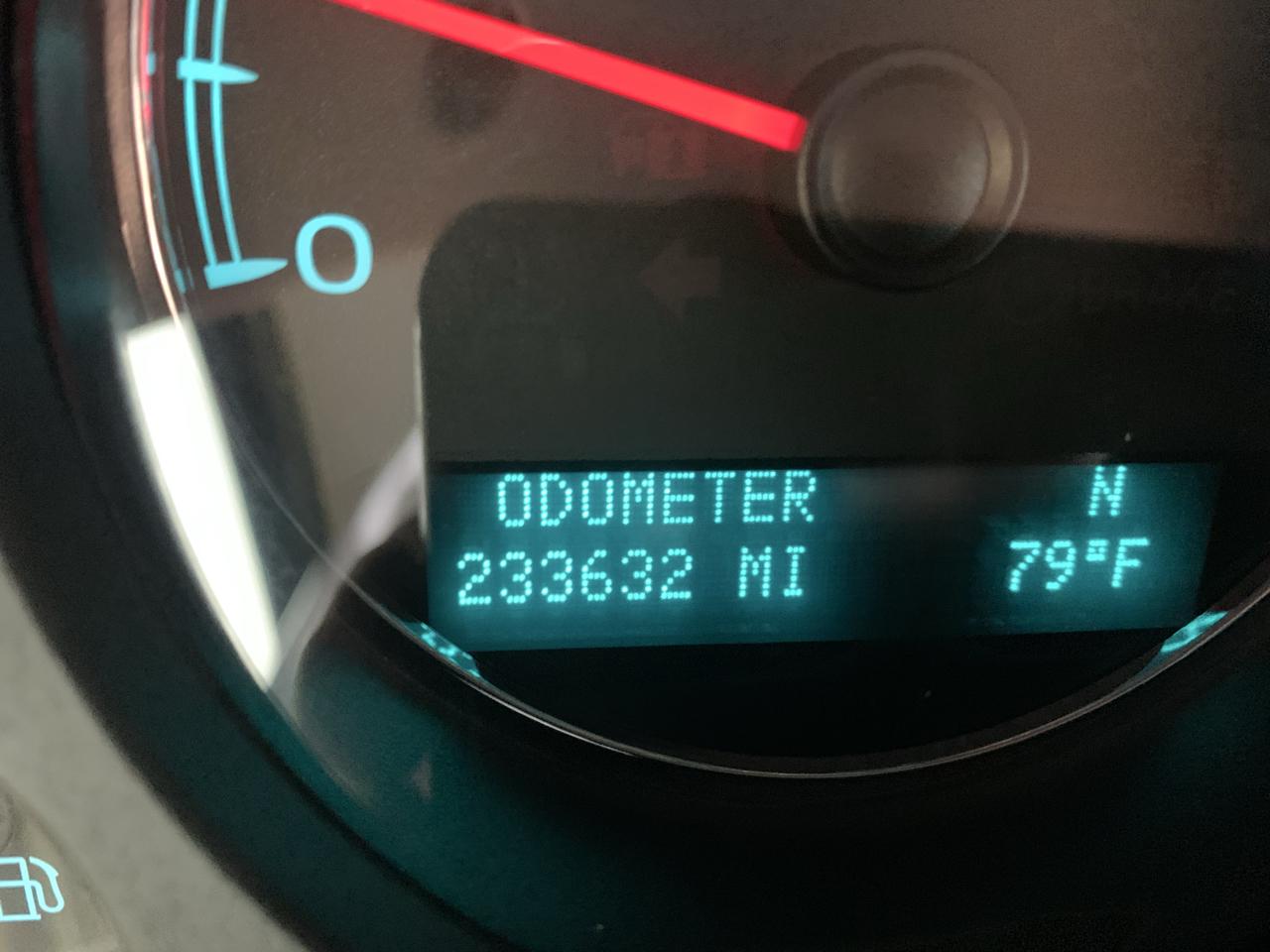 GMC Yukon AWD 4dr 1500 Denali 2013