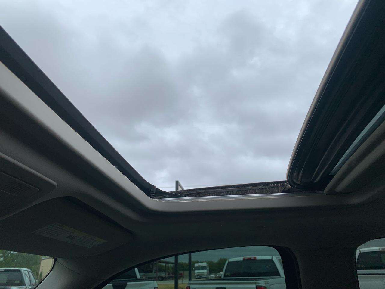 GMC Yukon AWD 4dr 1500 Denali 2013