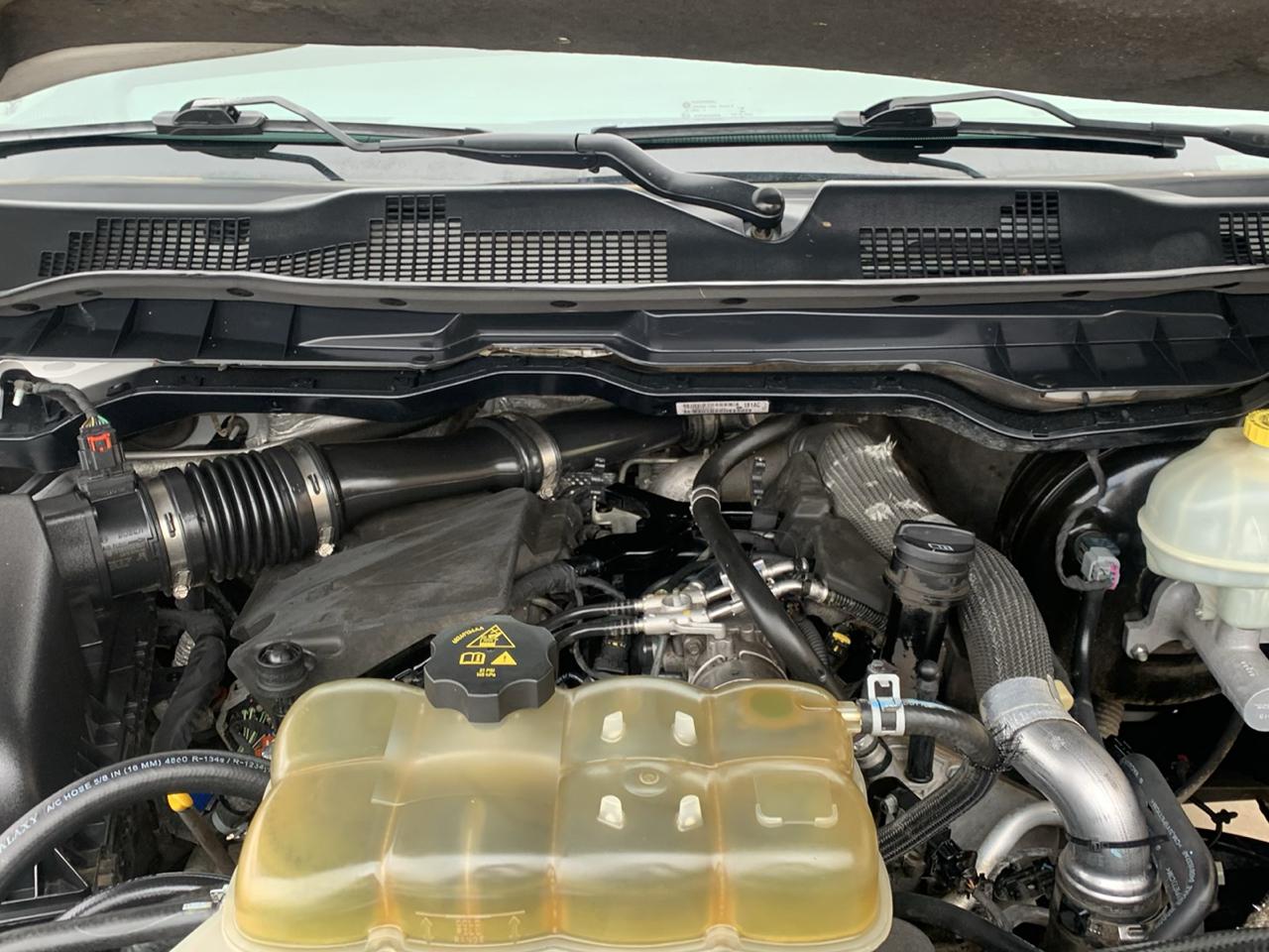 RAM 1500 4WD Crew Cab 140.5" Tradesman 2015