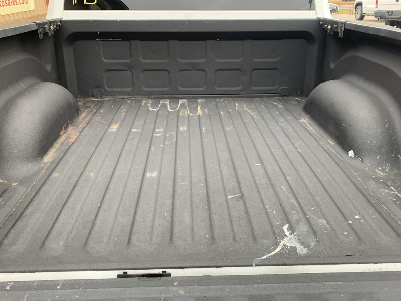 RAM 1500 4WD Crew Cab 140.5" Tradesman 2015
