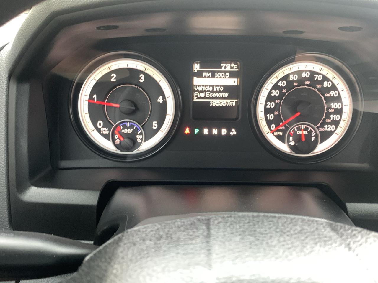 RAM 1500 4WD Crew Cab 140.5" Tradesman 2015
