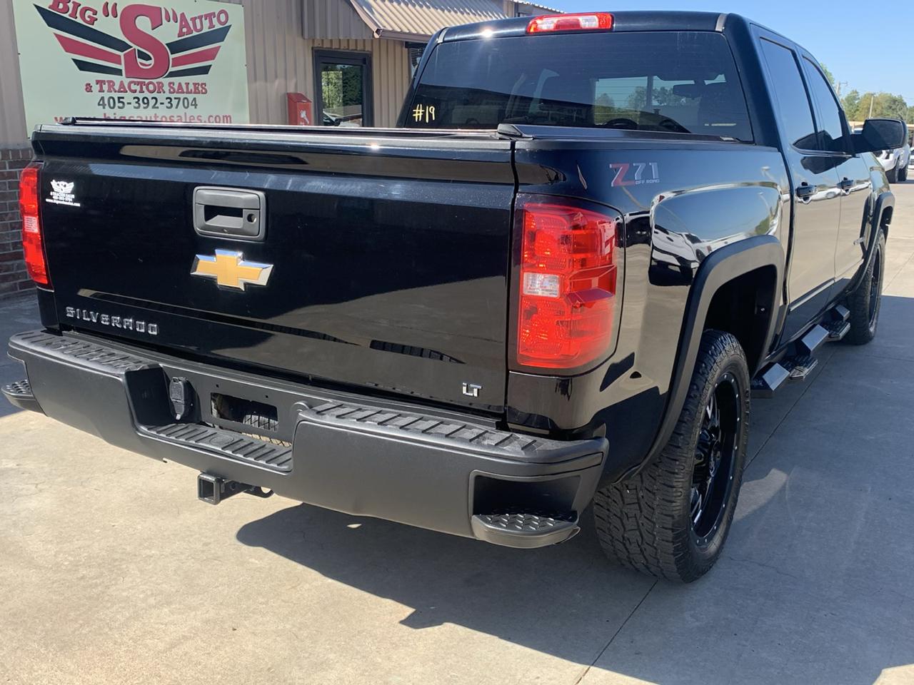 Chevrolet Silverado 1500 4WD Crew Cab 143.5" LT w/2LT 2018