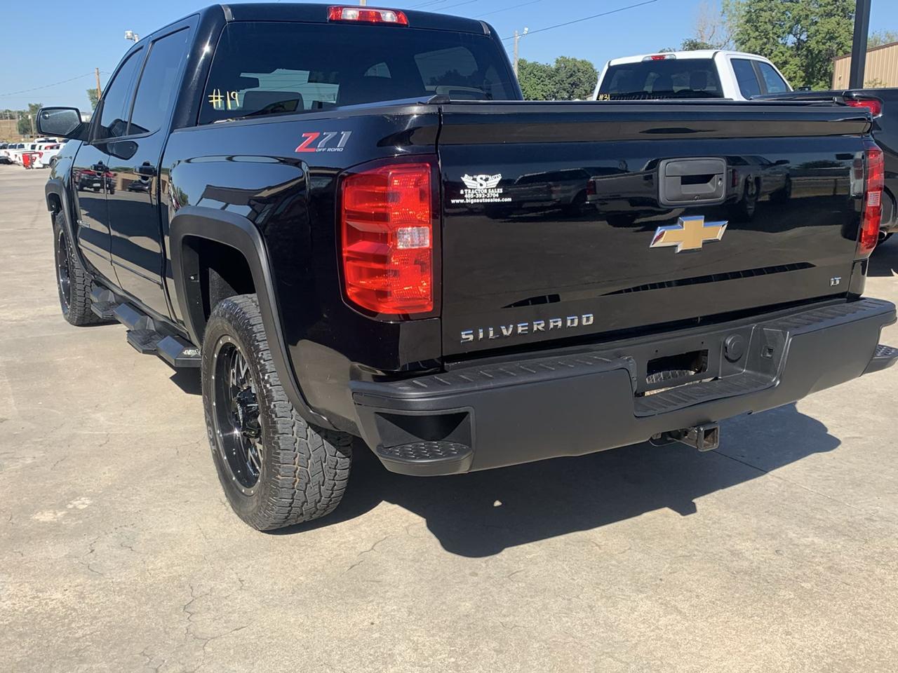 Chevrolet Silverado 1500 4WD Crew Cab 143.5" LT w/2LT 2018