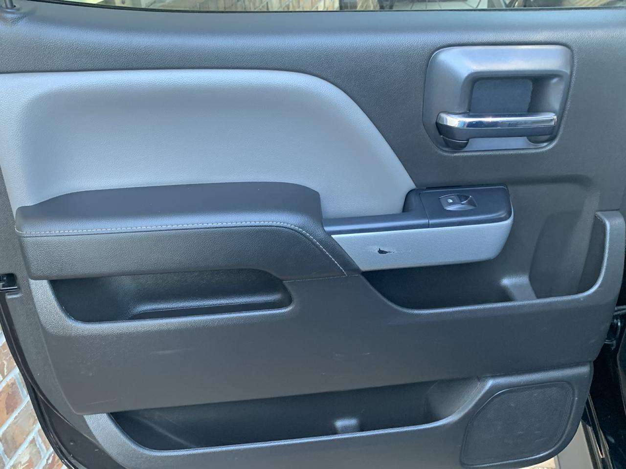 Chevrolet Silverado 1500 4WD Crew Cab 143.5" LT w/2LT 2018