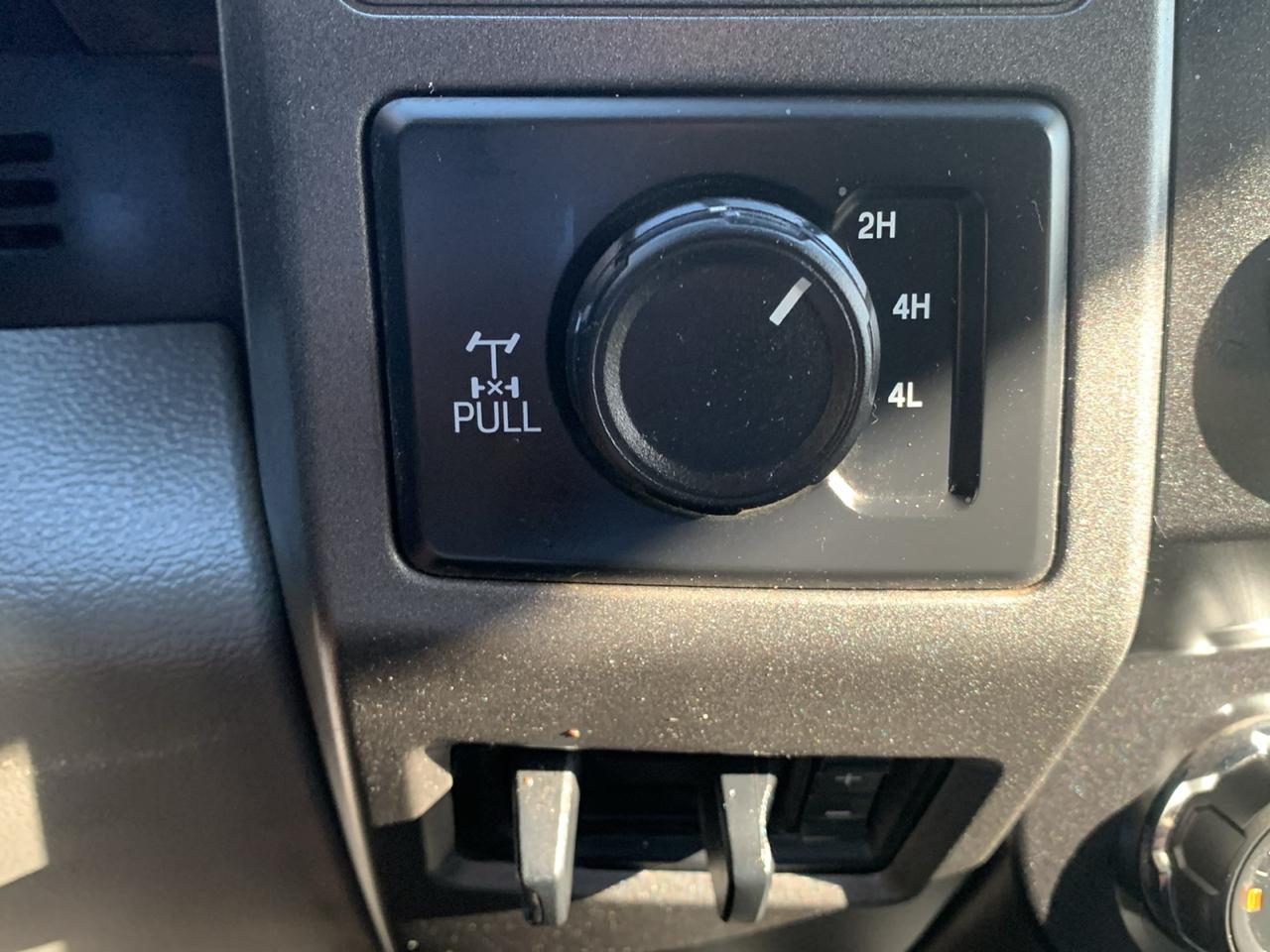 Ford Super Duty F-350 SRW 4WD SuperCab 158" XL 2019