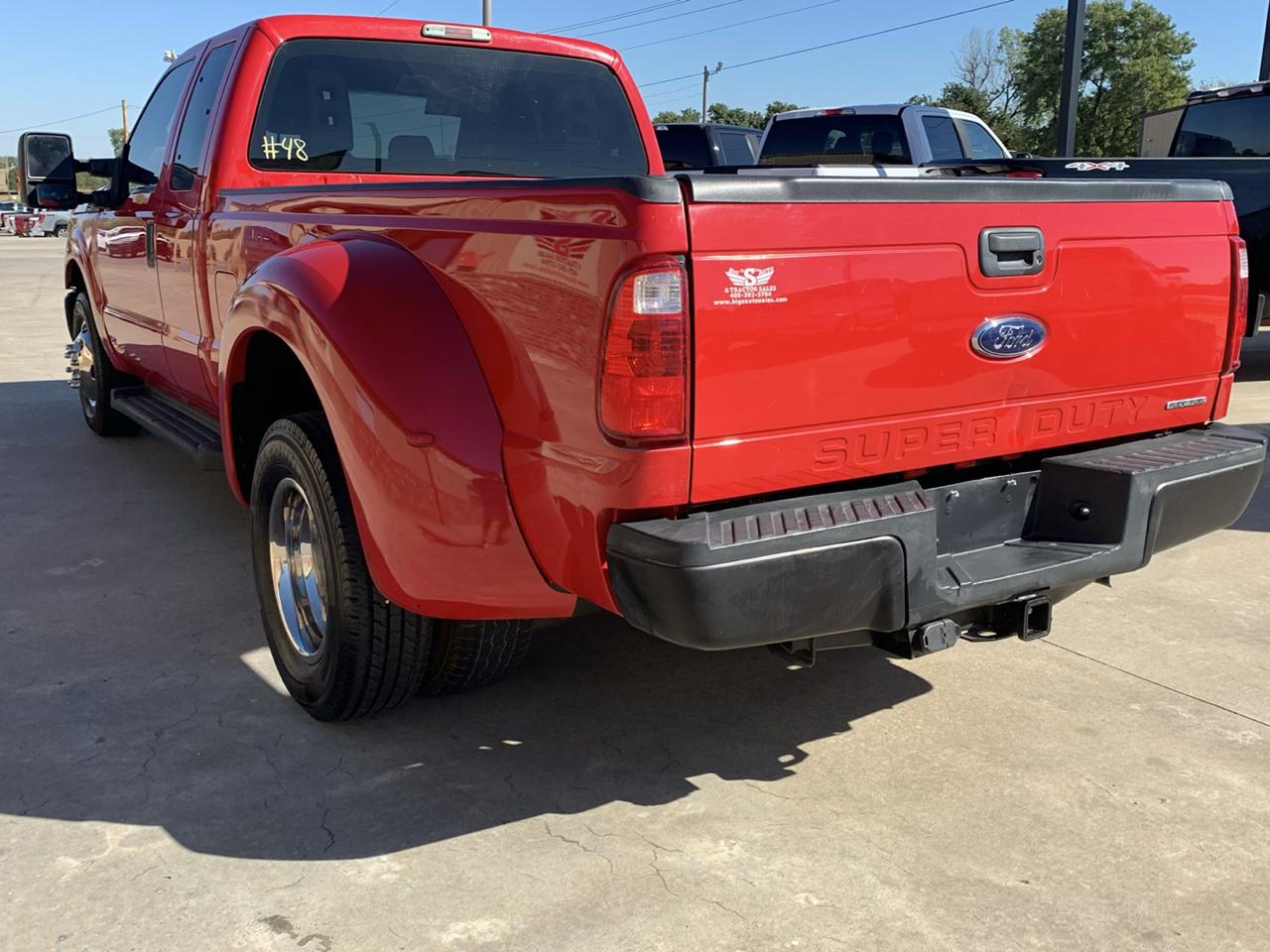 Ford Super Duty F-350 DRW 2WD SuperCab 158" Lariat 2015