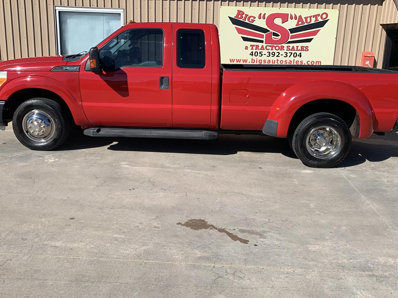 Ford Super Duty F-350 DRW 2WD SuperCab 158" Lariat 2015