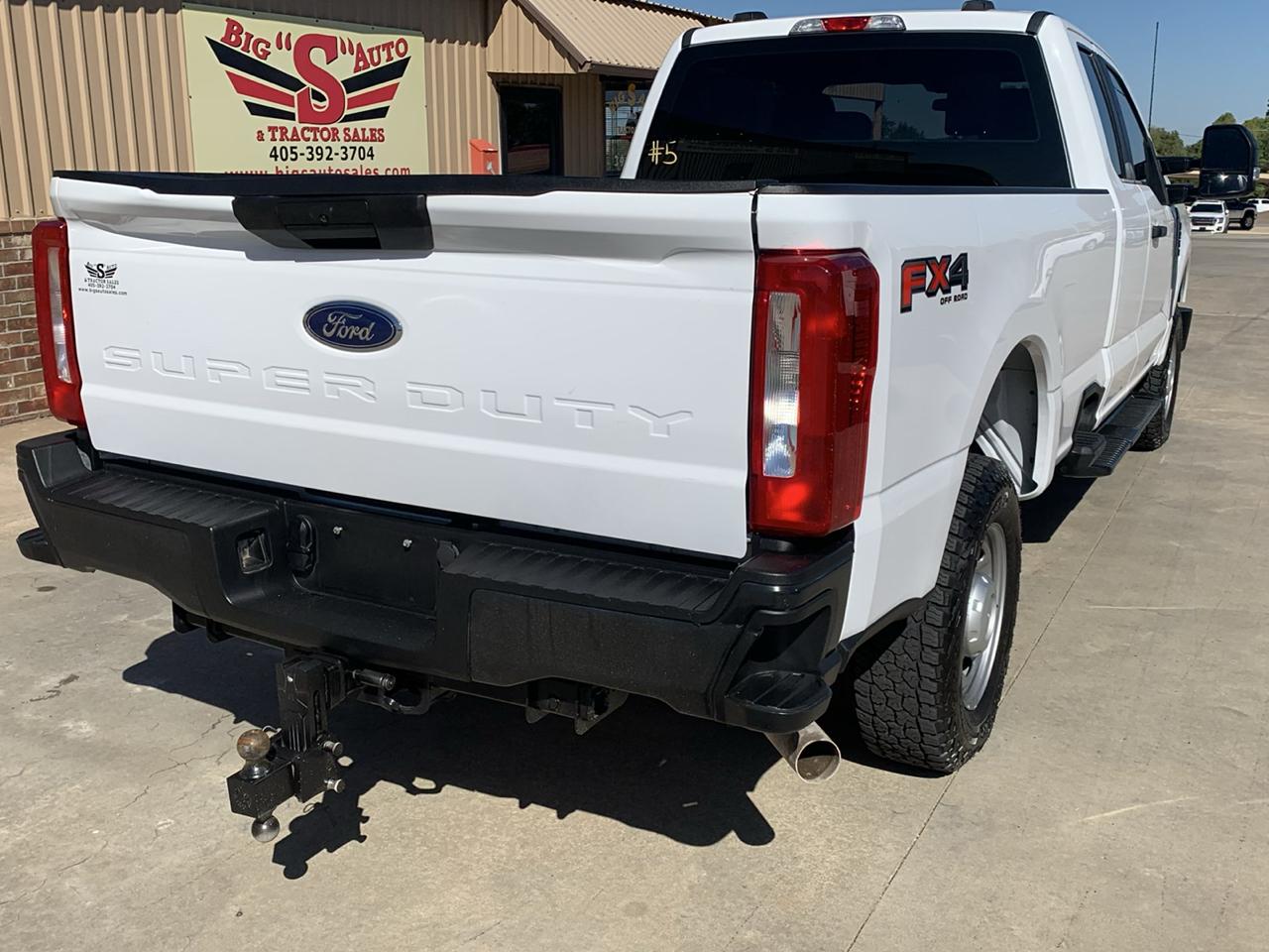 Ford Super Duty F-250 SRW XL 4WD SuperCab 6.75' Box 2024