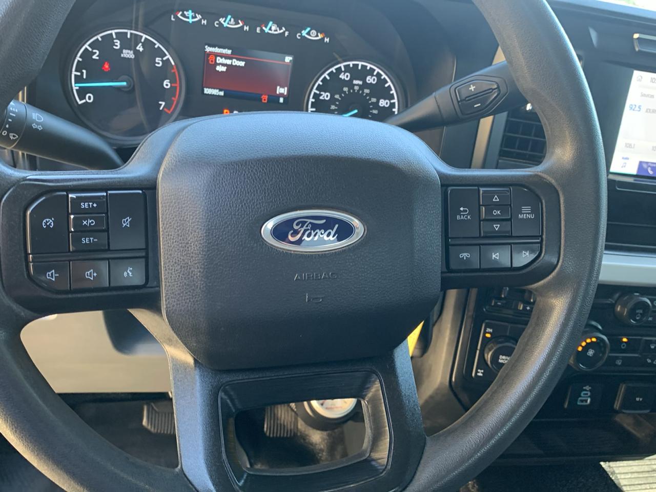 Ford Super Duty F-250 SRW XL 4WD SuperCab 6.75' Box 2024