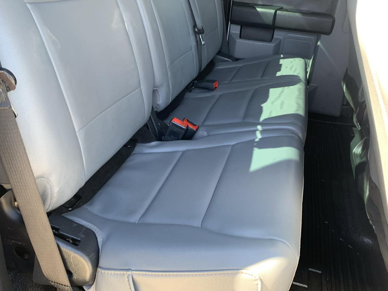 Ford Super Duty F-250 SRW XL 4WD SuperCab 8' Box 2023