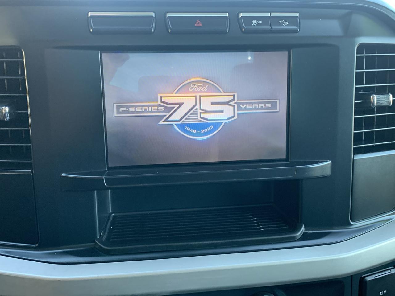 Ford Super Duty F-250 SRW XL 4WD SuperCab 8' Box 2023