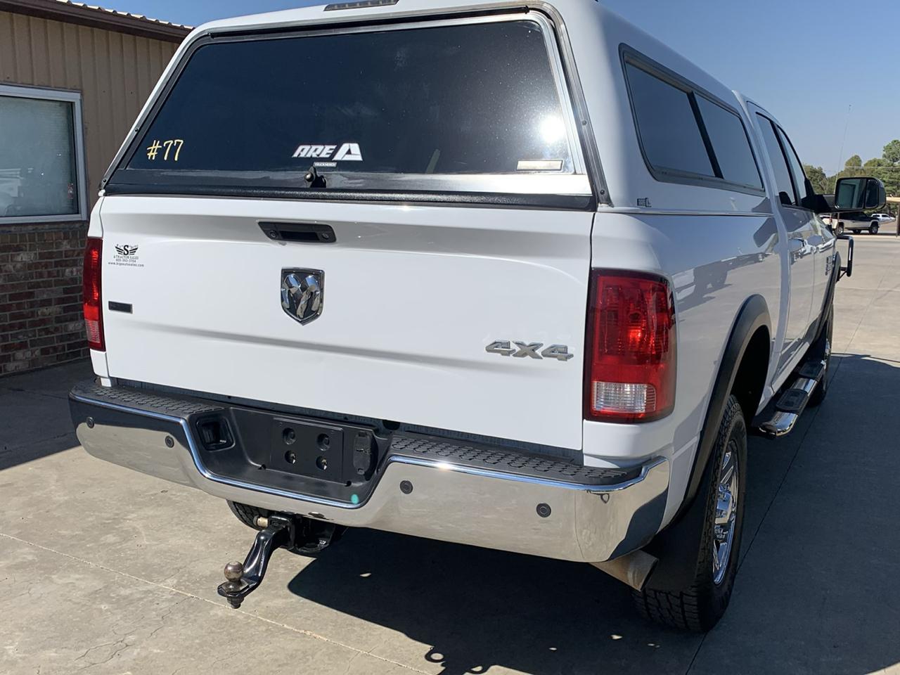 RAM 2500 SLT 4x4 Crew Cab 6'4" Box 2017