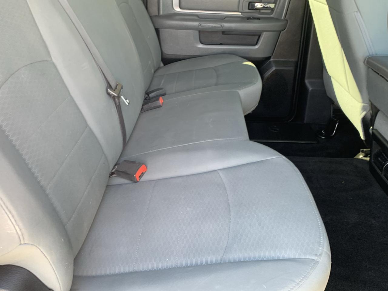RAM 2500 SLT 4x4 Crew Cab 6'4" Box 2017