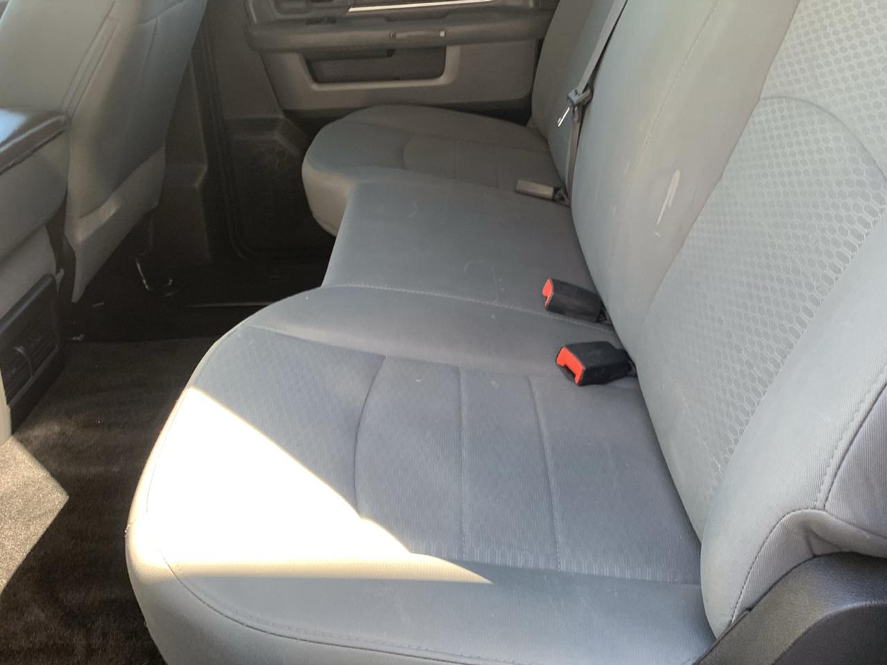 RAM 2500 SLT 4x4 Crew Cab 6'4" Box 2017