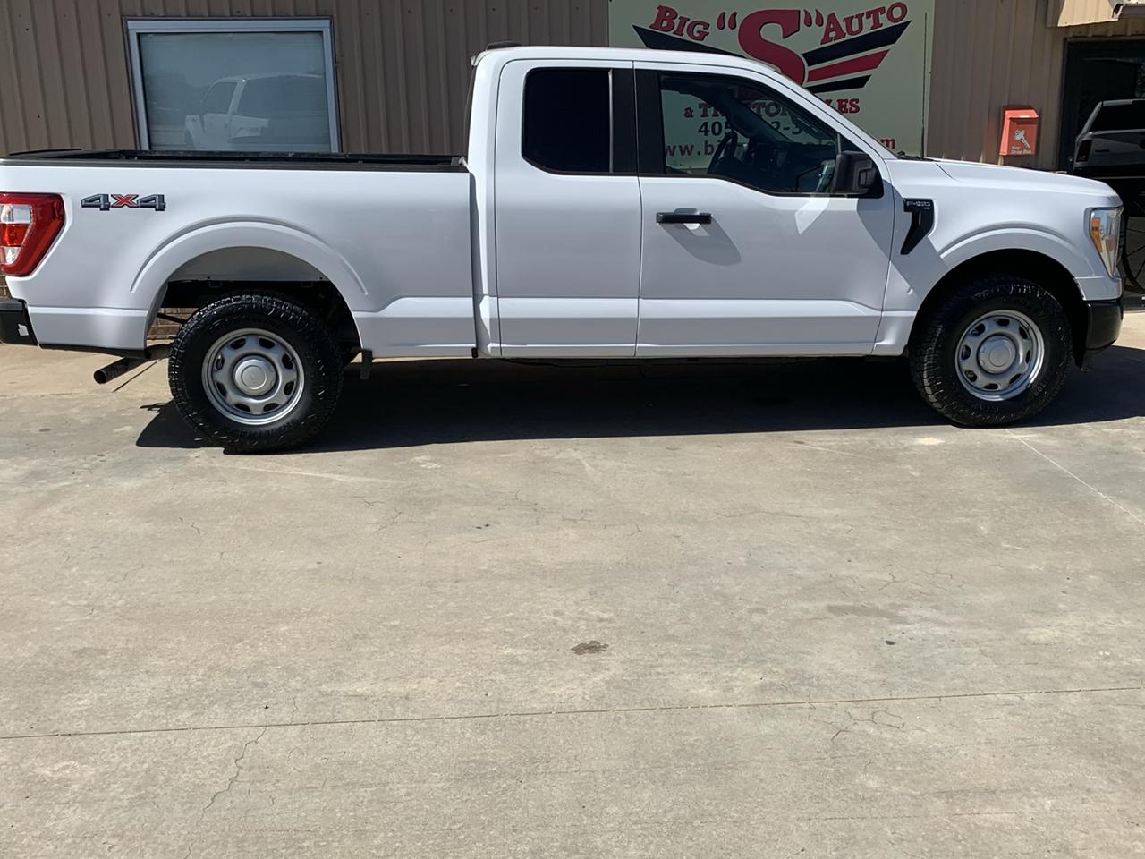 Ford F-150 4WD SuperCab 145" XL 2021