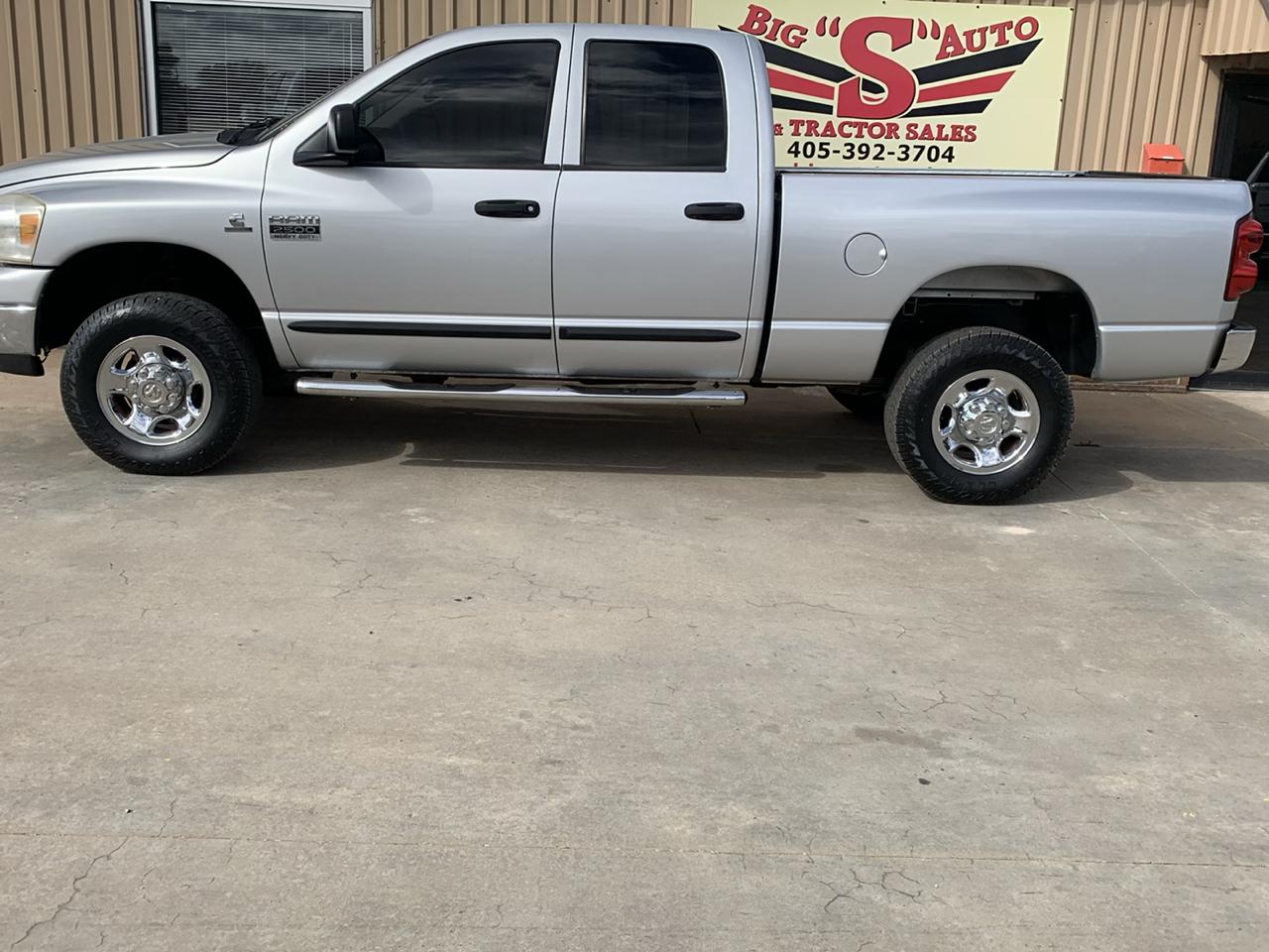 Dodge Ram 2500 4WD Quad Cab 140.5" SLT 2007