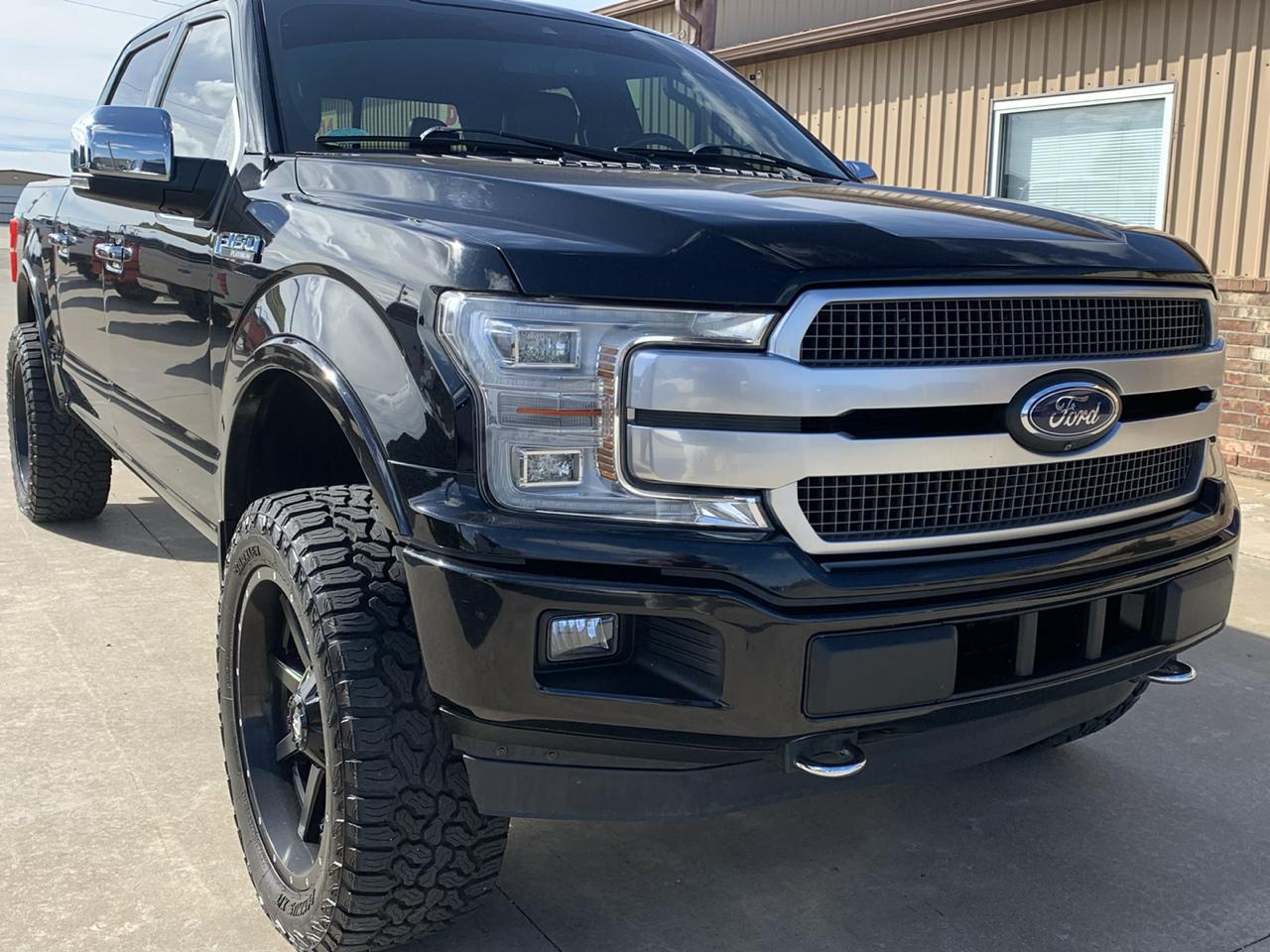 Ford F-150 4WD SuperCrew 145" Platinum 2018