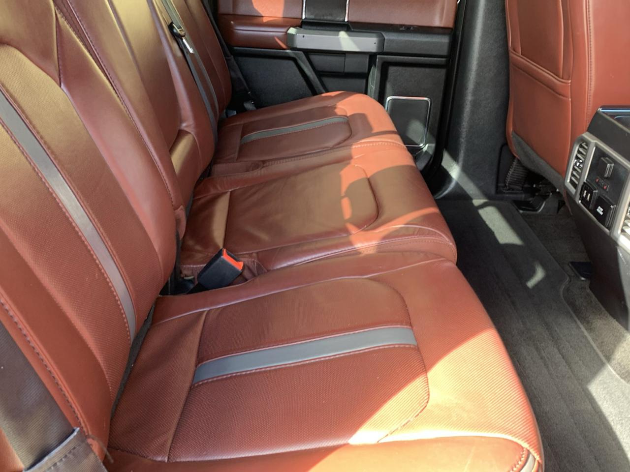 Ford F-150 4WD SuperCrew 145" Platinum 2018