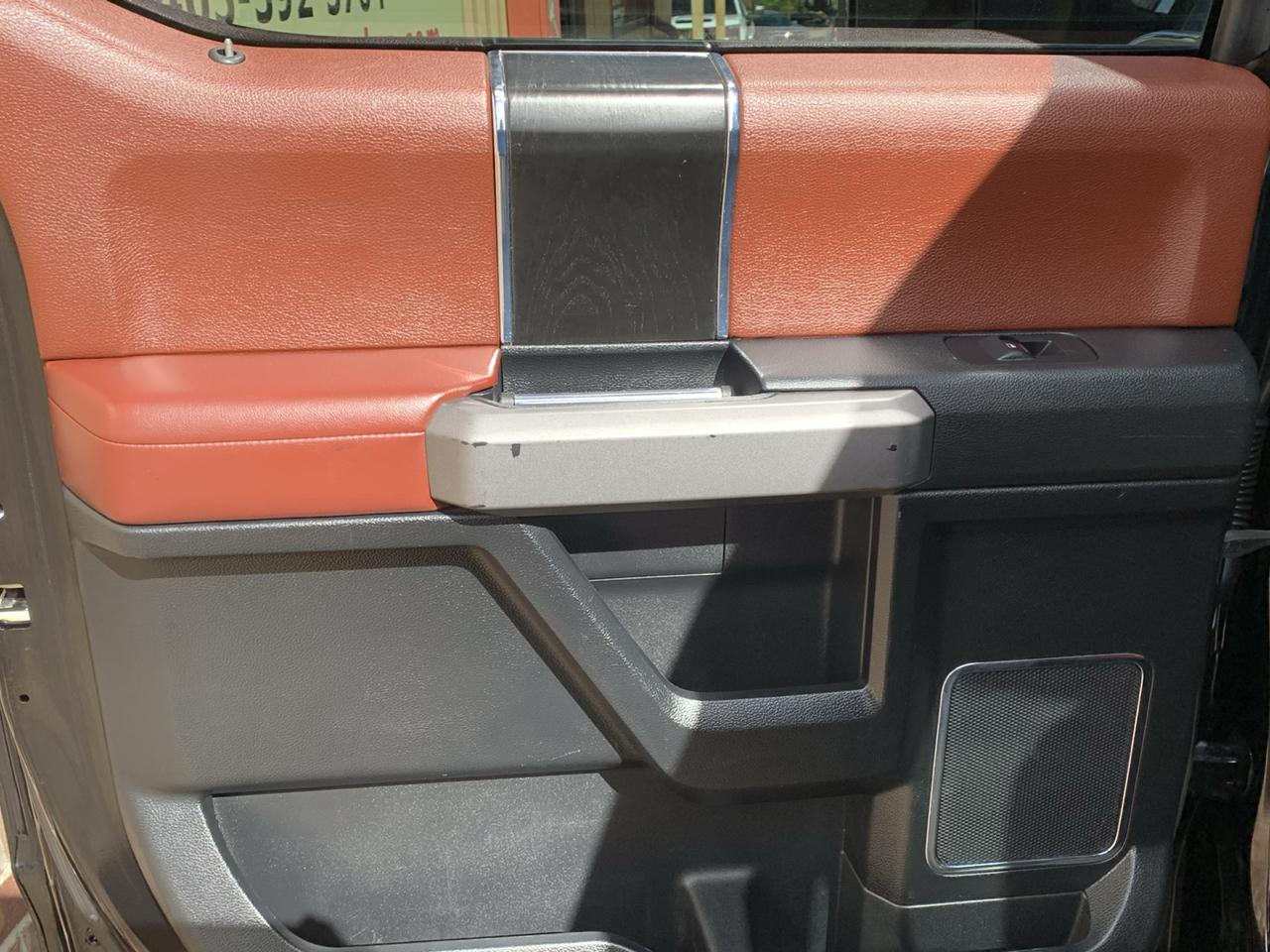 Ford F-150 4WD SuperCrew 145" Platinum 2018