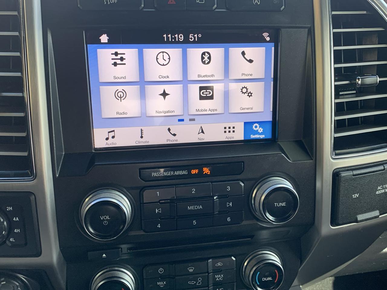 Ford F-150 4WD SuperCrew 145" Platinum 2018
