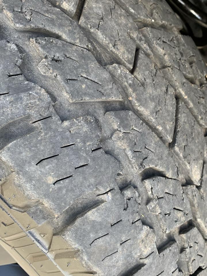 RAM 3500 Laramie 4x4 Crew Cab 8' Box 2017