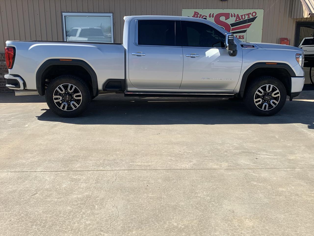 GMC Sierra 2500HD 4WD Crew Cab 159" Denali 2022