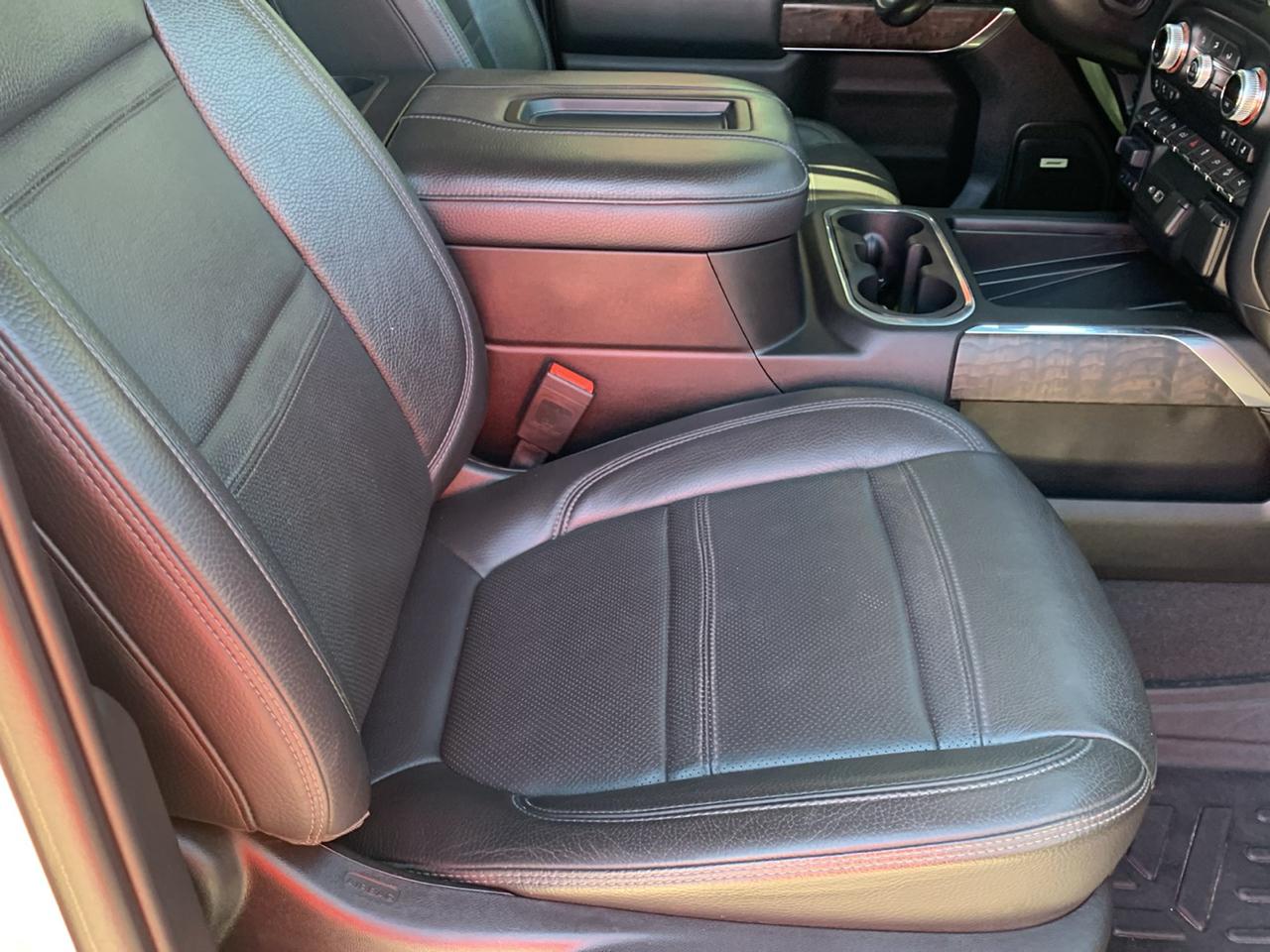 GMC Sierra 2500HD 4WD Crew Cab 159" Denali 2022
