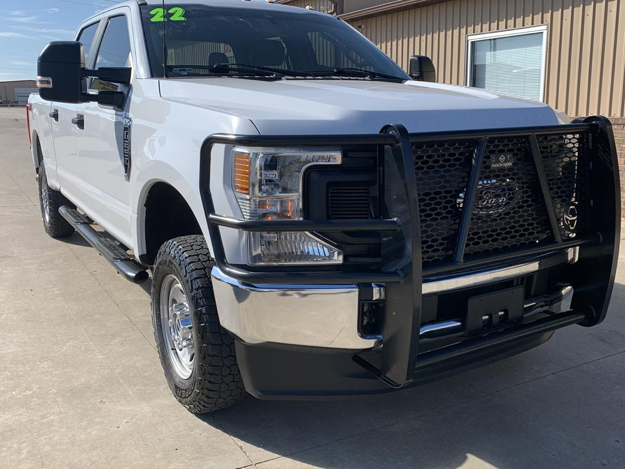 Ford Super Duty F-250 SRW XL 4WD Crew Cab 8' Box 2022