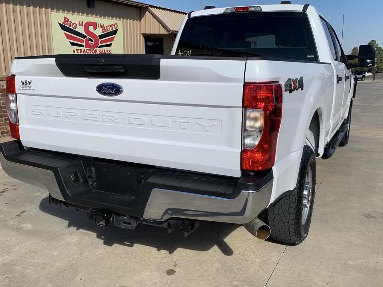 Ford Super Duty F-250 SRW XL 4WD Crew Cab 8' Box 2022