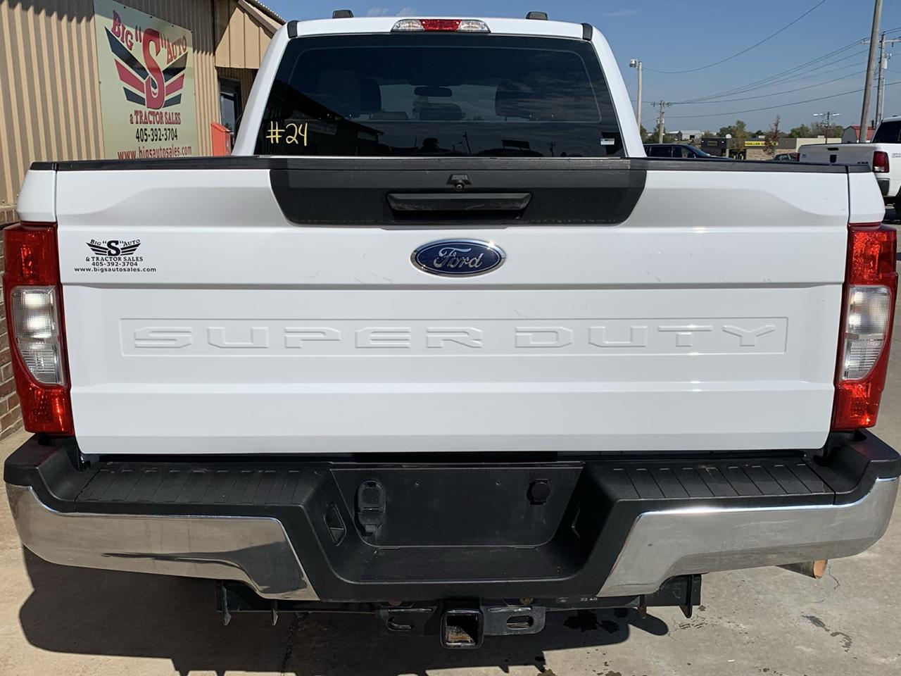 Ford Super Duty F-250 SRW XL 4WD Crew Cab 8' Box 2022